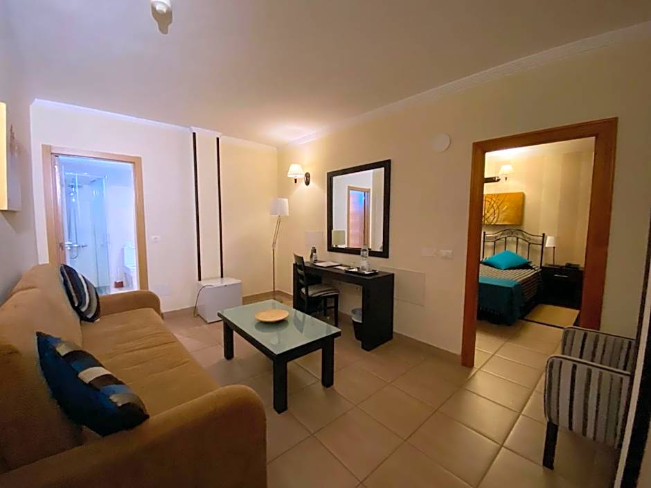 La Aldea Suites