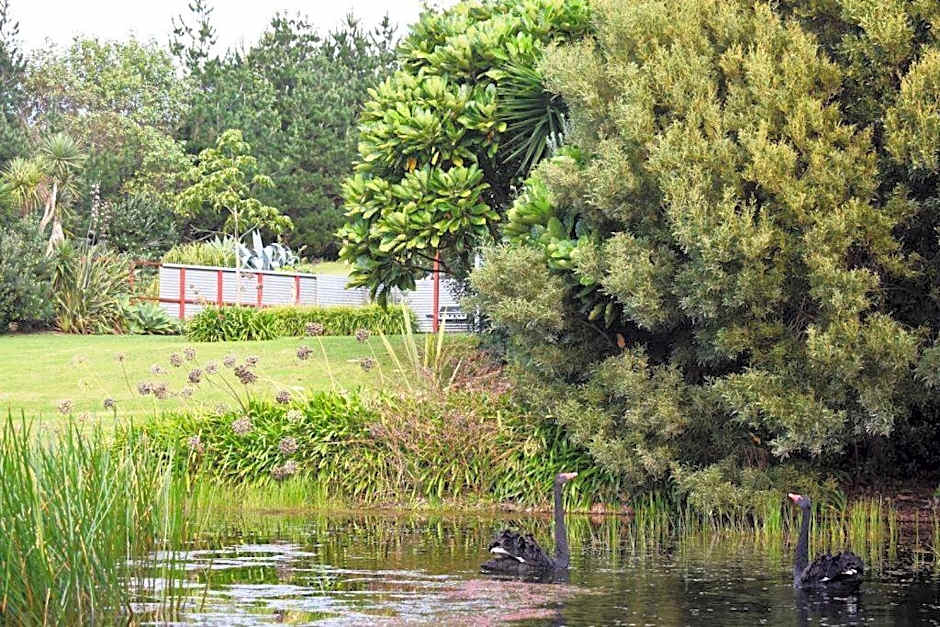 The Lakes - Kai Iwi Lakes Exclusive Retreat