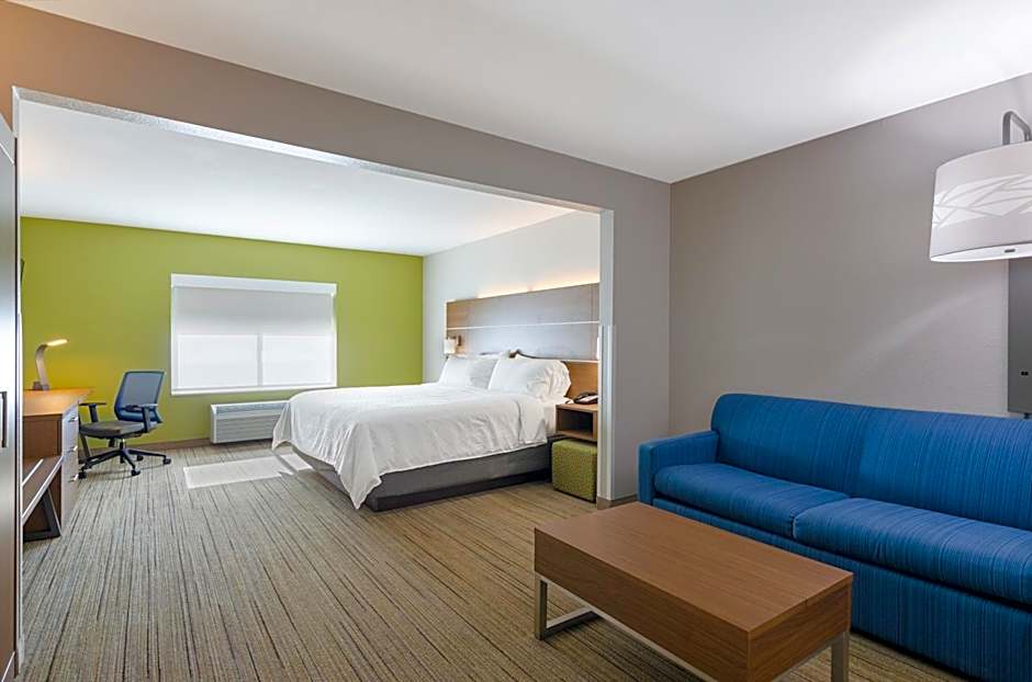 Holiday Inn Express Hotel & Suites Weston By IHG