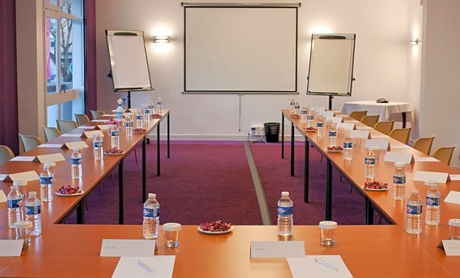 BRIT HOTEL Confort Le Limouzi TULLE