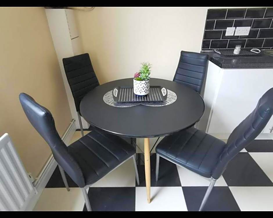 Marley Mansions Clarendon 65