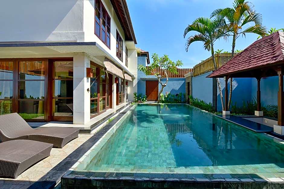 The Khayangan Dreams Villa Umalas