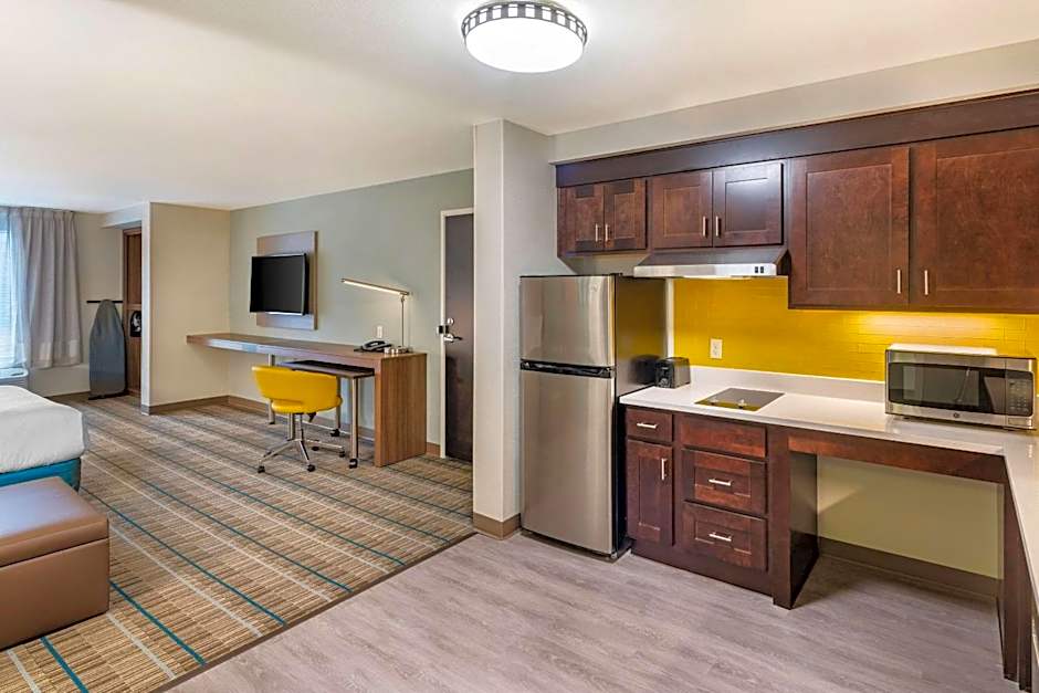 MainStay Suites Spokane Airport
