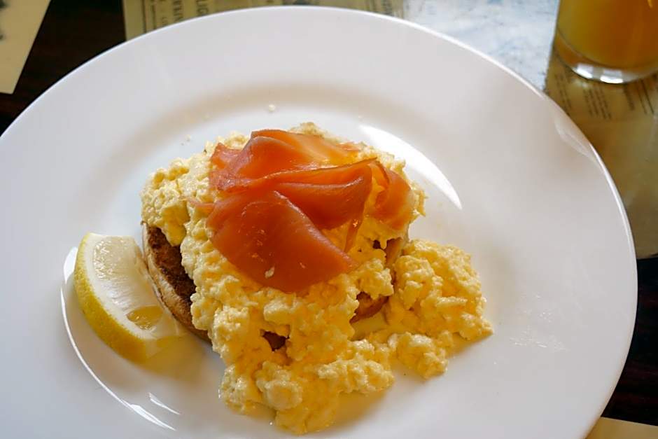 Buccleuch Arms Hotel