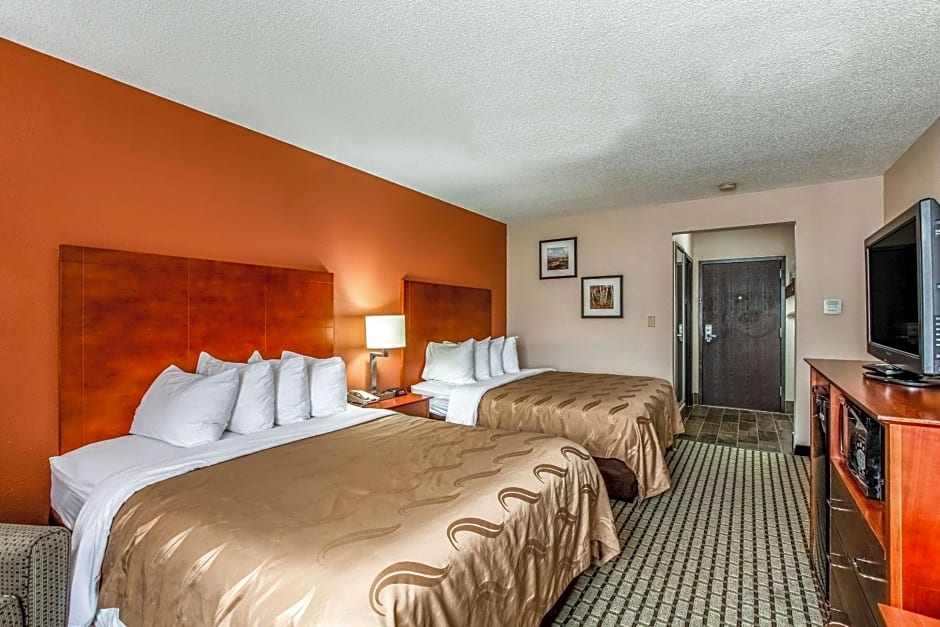 Country Inn & Suites By Radisson, Muskegon, MI