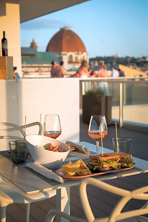 Hotel Glance In Florence