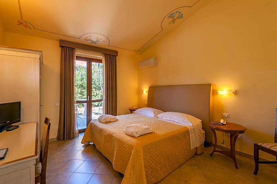 Hotel Saturno Fonte Pura