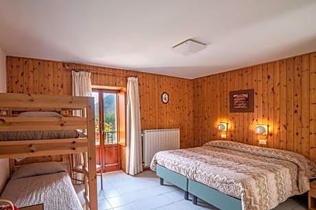 Comfort Quadruple Room