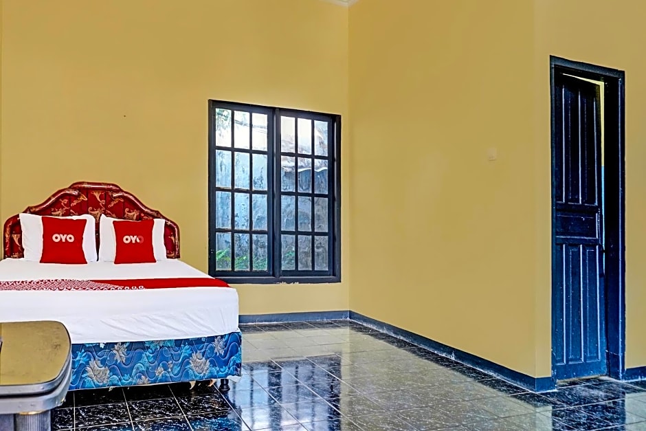 SPOT ON 91798 Hotel Grand Mutiara