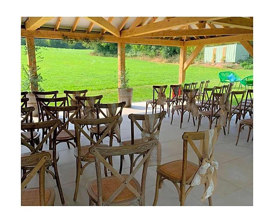 Self Check-In Rooms at The Three Horseshoes Inn