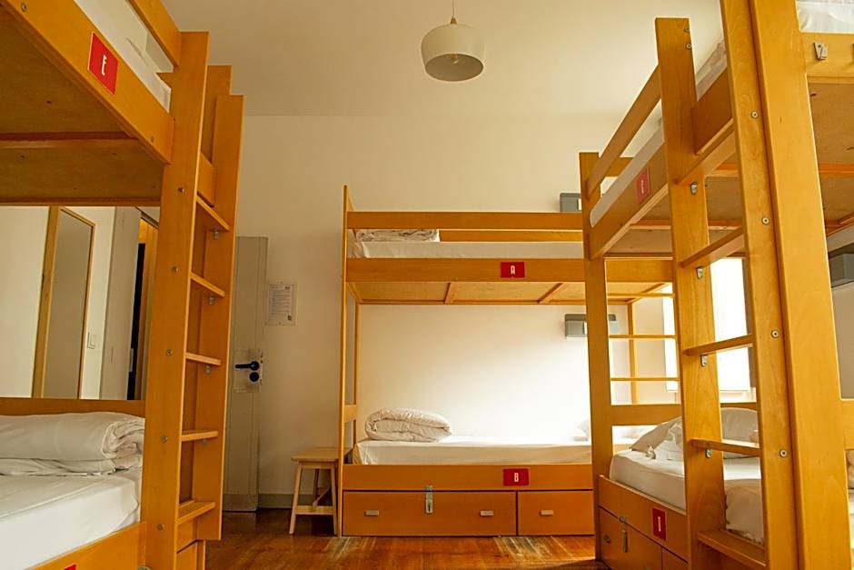 Inn Possible Lisbon Hostel