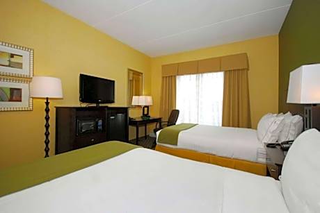 2 Double Beds Non-Smoking