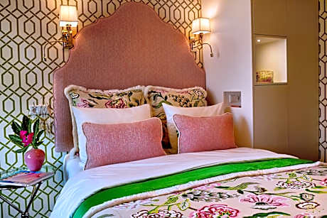 Double or Twin Room with Bathroom