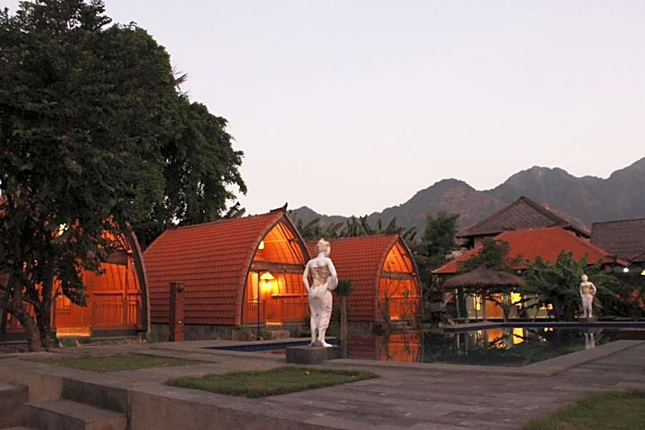 Kubu Padi Wooden House