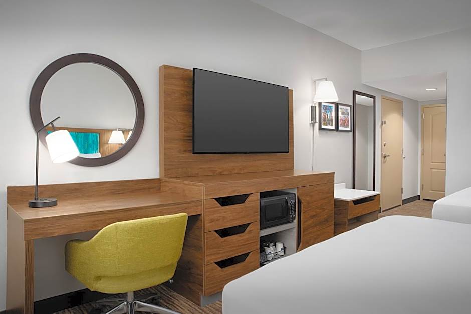 Hampton Inn By Hilton Knoxville-North