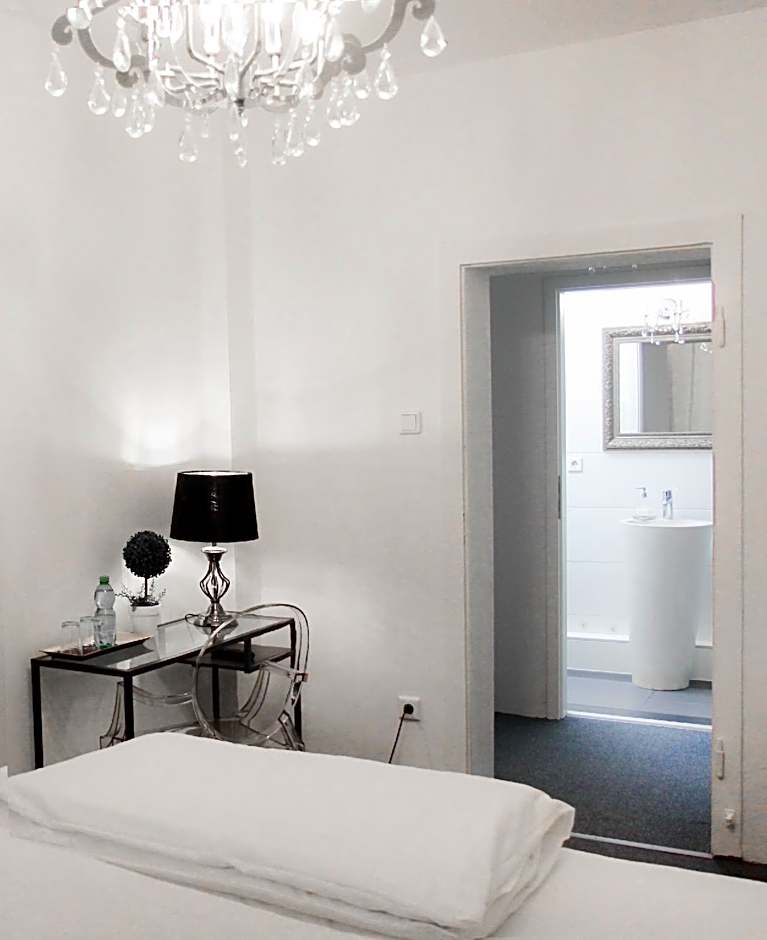 Hotel Lux