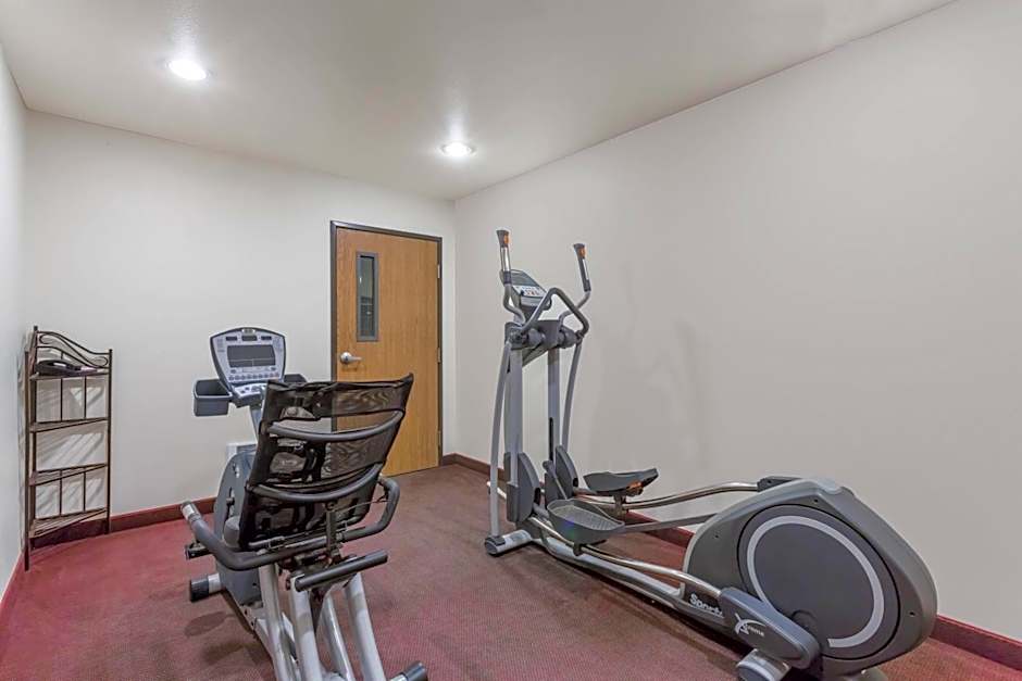 Super 8 by Wyndham Rexburg