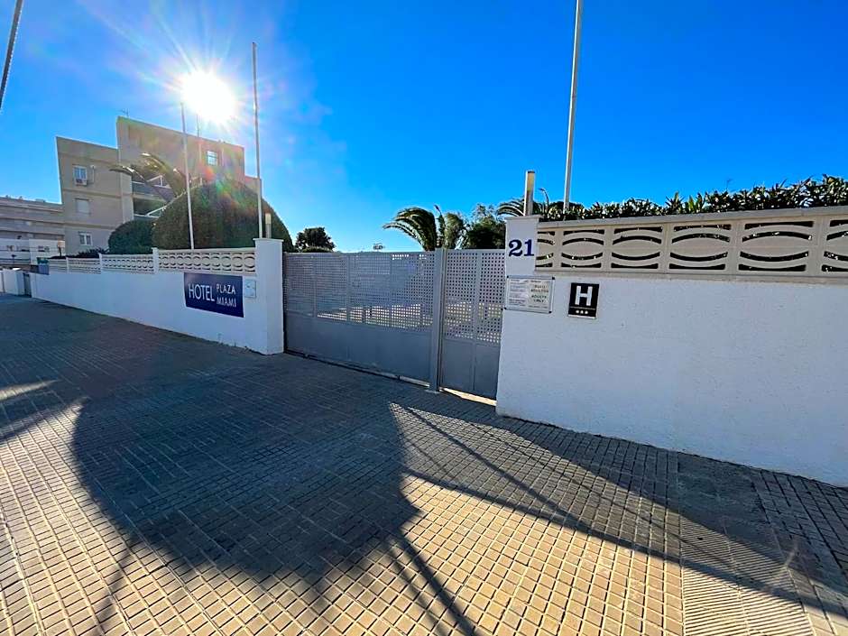 Hotel Plaza Miami - Sólo Adultos