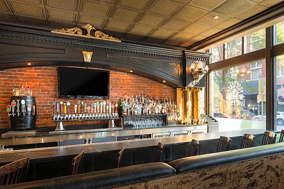 The Louie, A Davenport Hotel, Autograph Collection®