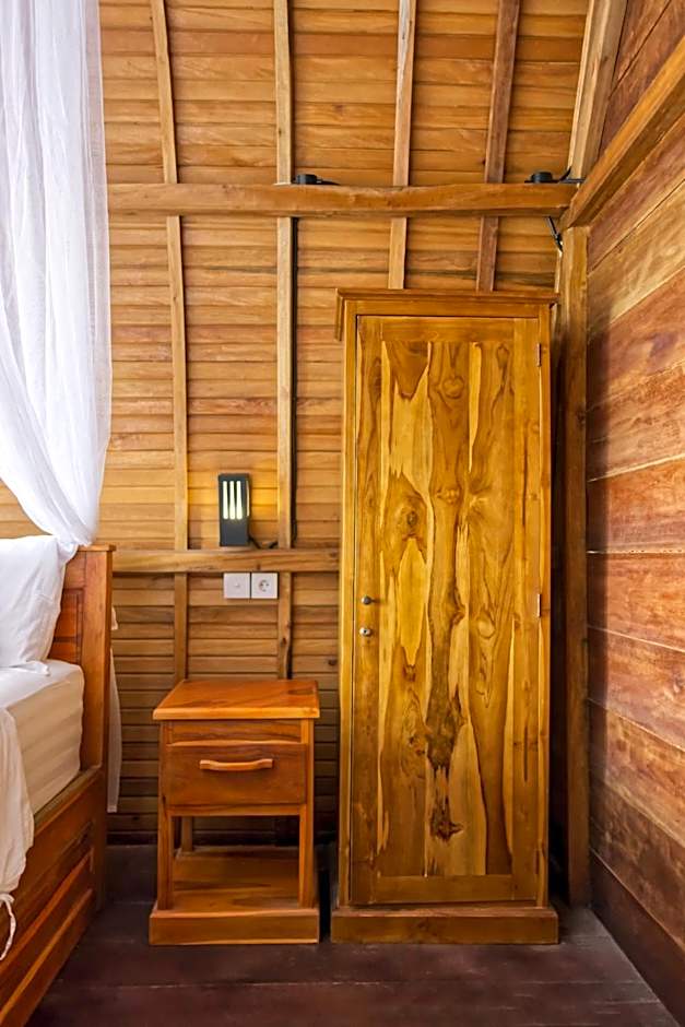 Santen Beach Bungalows