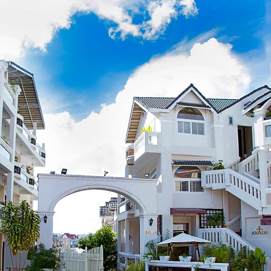 Anada Hotel S Suite – Dalat, KS