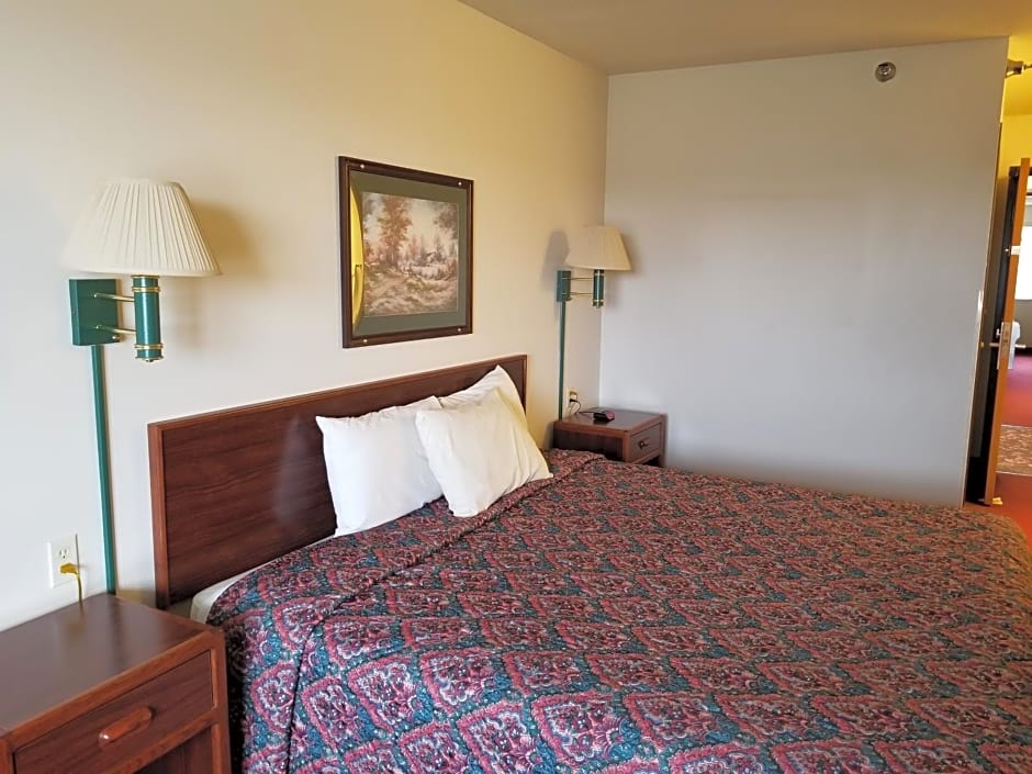 Bilmar Inn & Suites