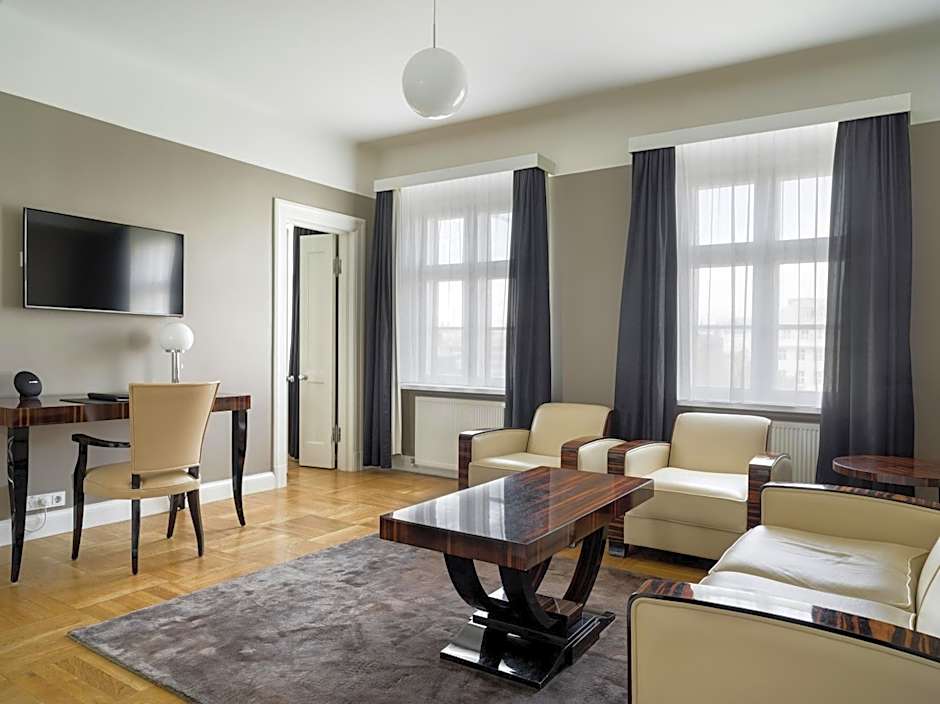 Hotel Borg by Keahotels