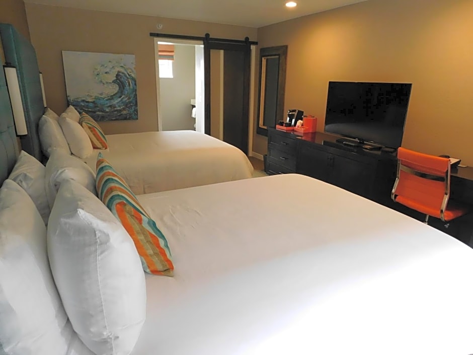 Wave Street Inn