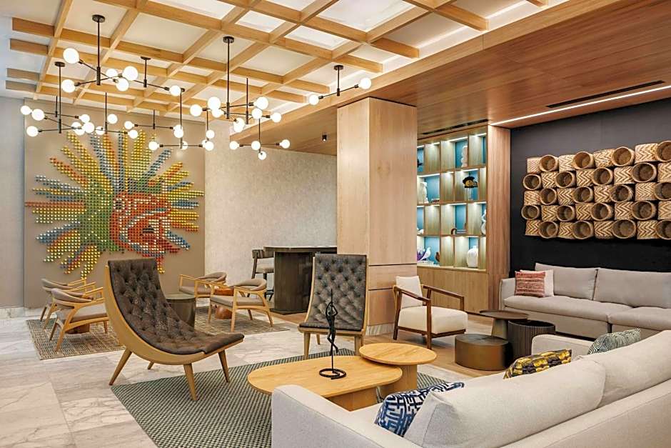 Renaissance Panama City Hotel