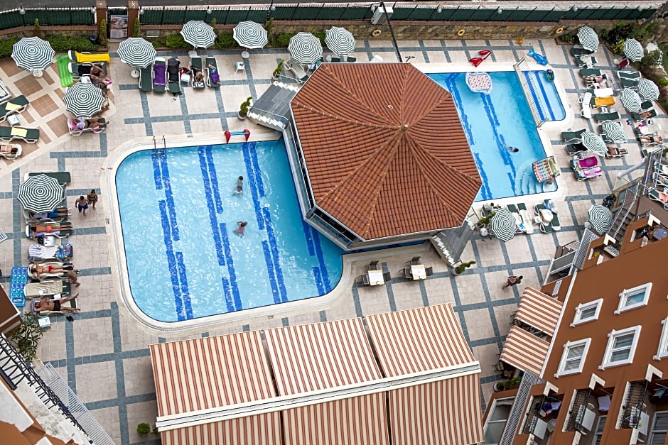 Villa Moonflower Aparts&Suites