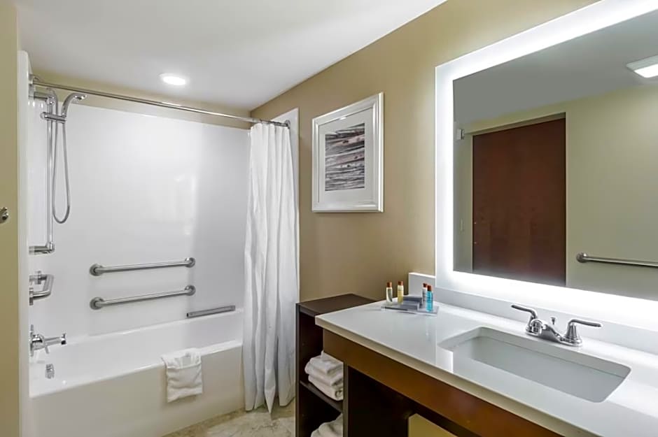 Photo 1 of 4 of 2 Queen Beds Suite, Mobility Accessible