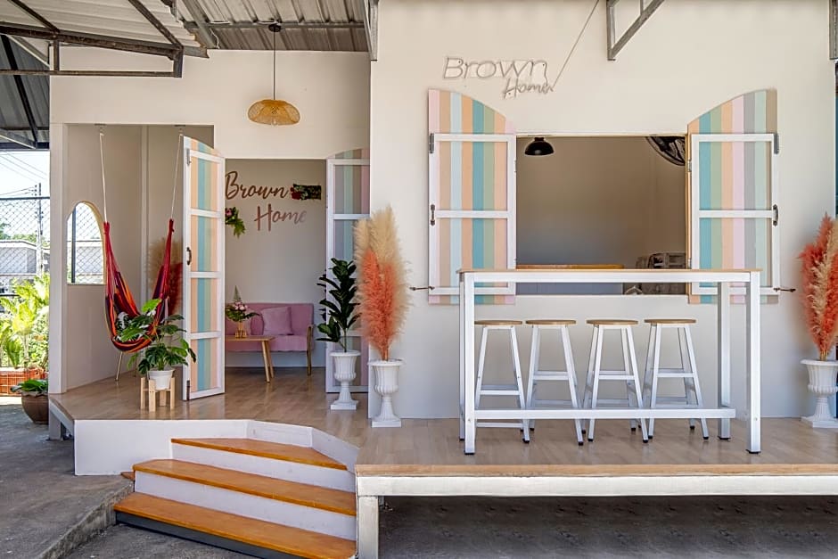 Brown Home Sattahip @ 19