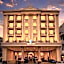 Sandals Lily Hotel