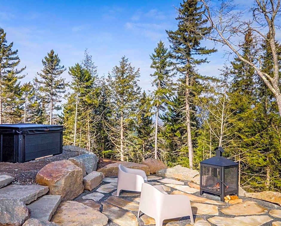 Chalet Xo Tremblant - 5brs, Private Baths, Spa, Sauna & Rooftop