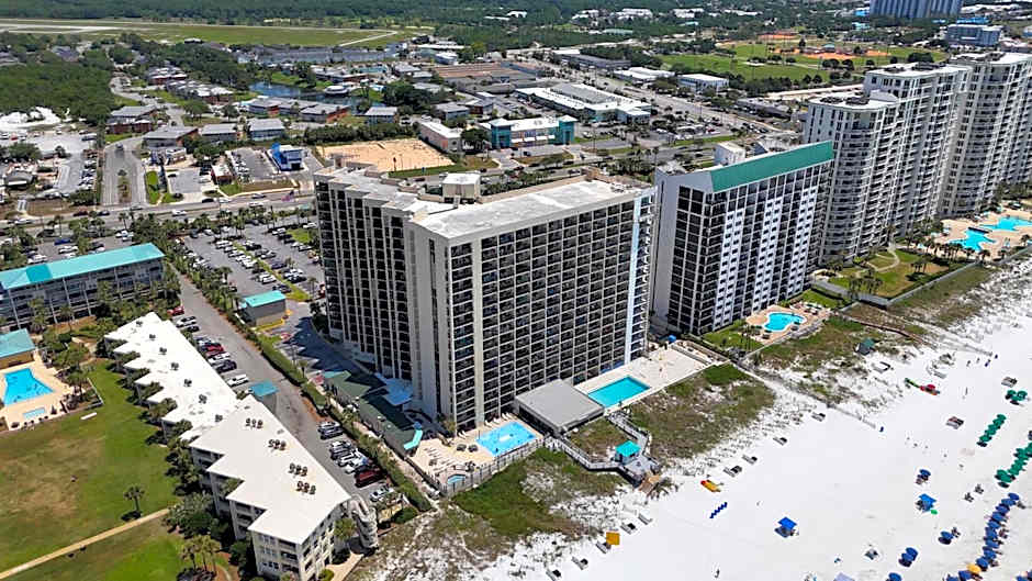 Splash Into Sundestin