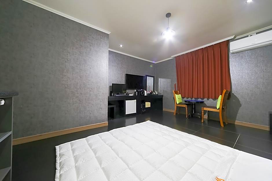 Gyeongju bulgooksa W Drive-in Motel