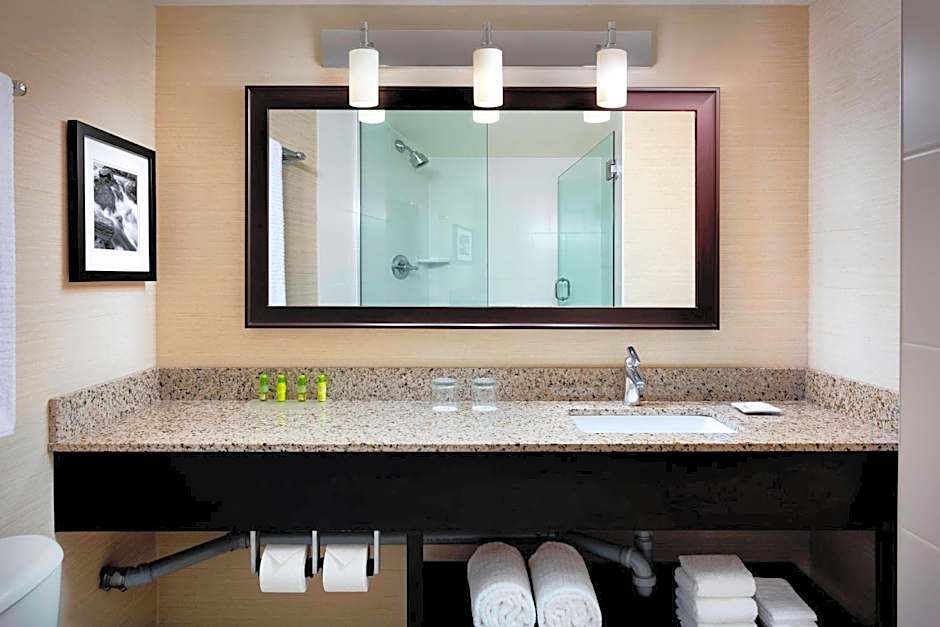 Delta Hotels by Marriott Sault Ste. Marie Waterfront