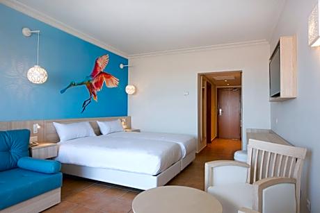 Standard Single Room with Sea View