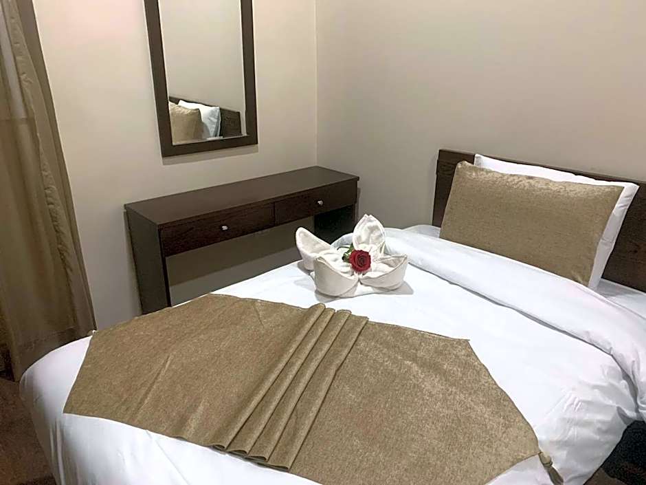 Miramar Talaat Harb Square