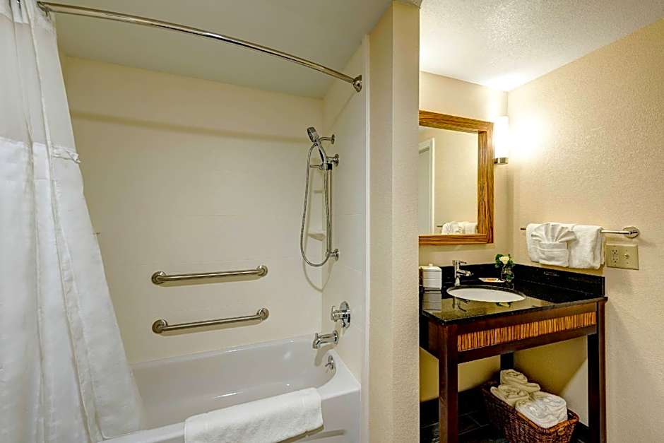 Garrison Hotel & Suites Dover-Portsmouth, an Ascend Collection Hotel