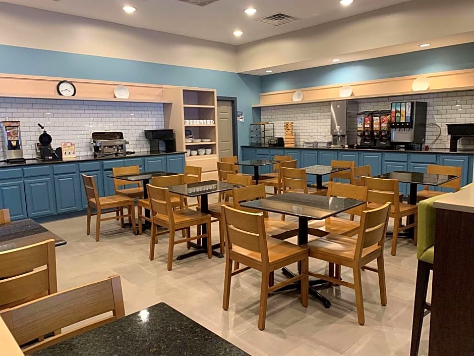 Portage Inn & Suites Kalamazoo – Kalamazoo, MI