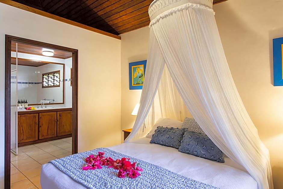 Poppy's on the Lagoon