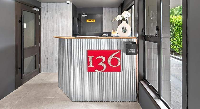 136 On Bealey Motel