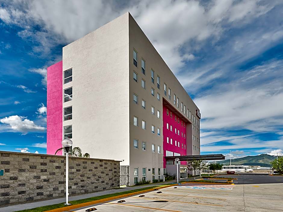 City Suites Silao Aeropuerto