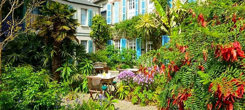 Logis Hotel de France et des Fuchsias