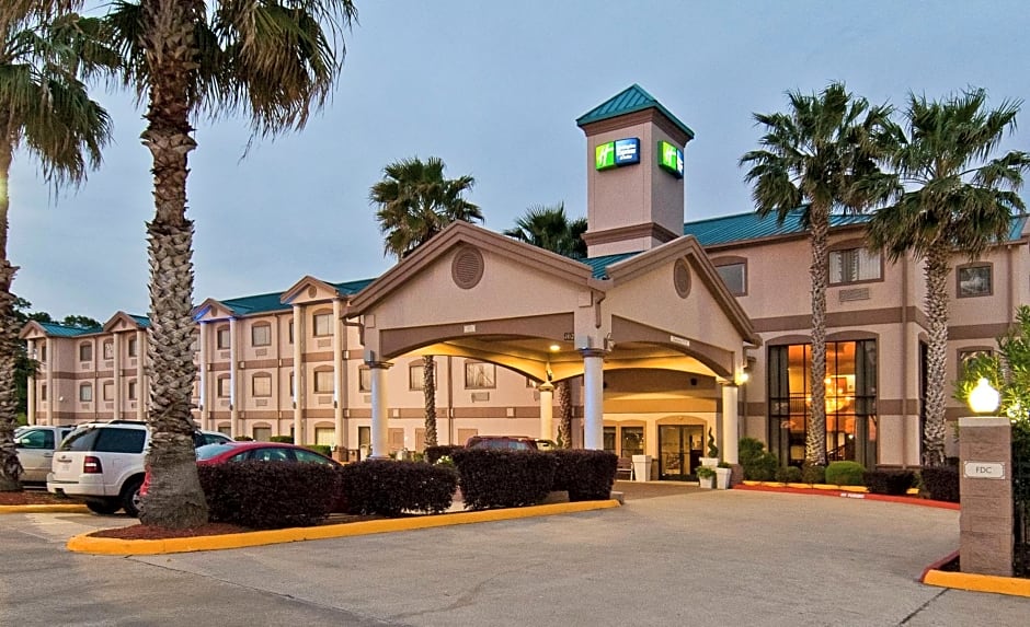 Holiday Inn Express Hotel and Suites Lake Charles, an IHG Hotel
