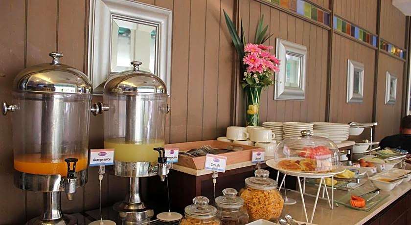 Sawasdee Hotel @ Sukhumvit Soi 8