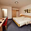 Hotel Filderland-Stuttgart Messe Airport - Free Parking