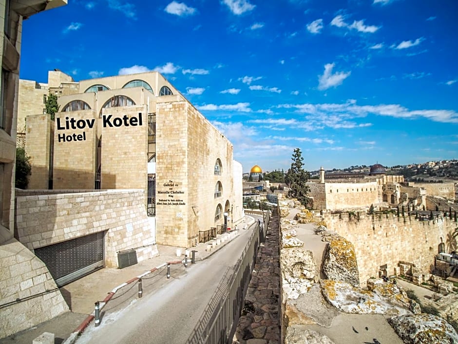 Litov Kotel Hotel - A Jewish Orthodox Hotel