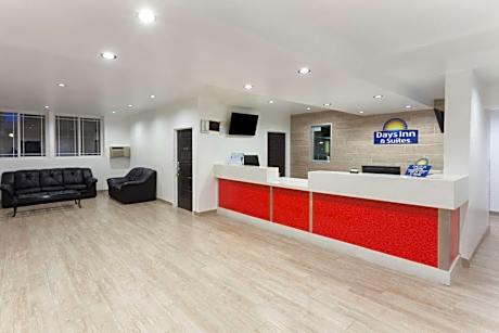 Days Inn by Wyndham Mission Valley Qualcomm Stadium/ SDSU